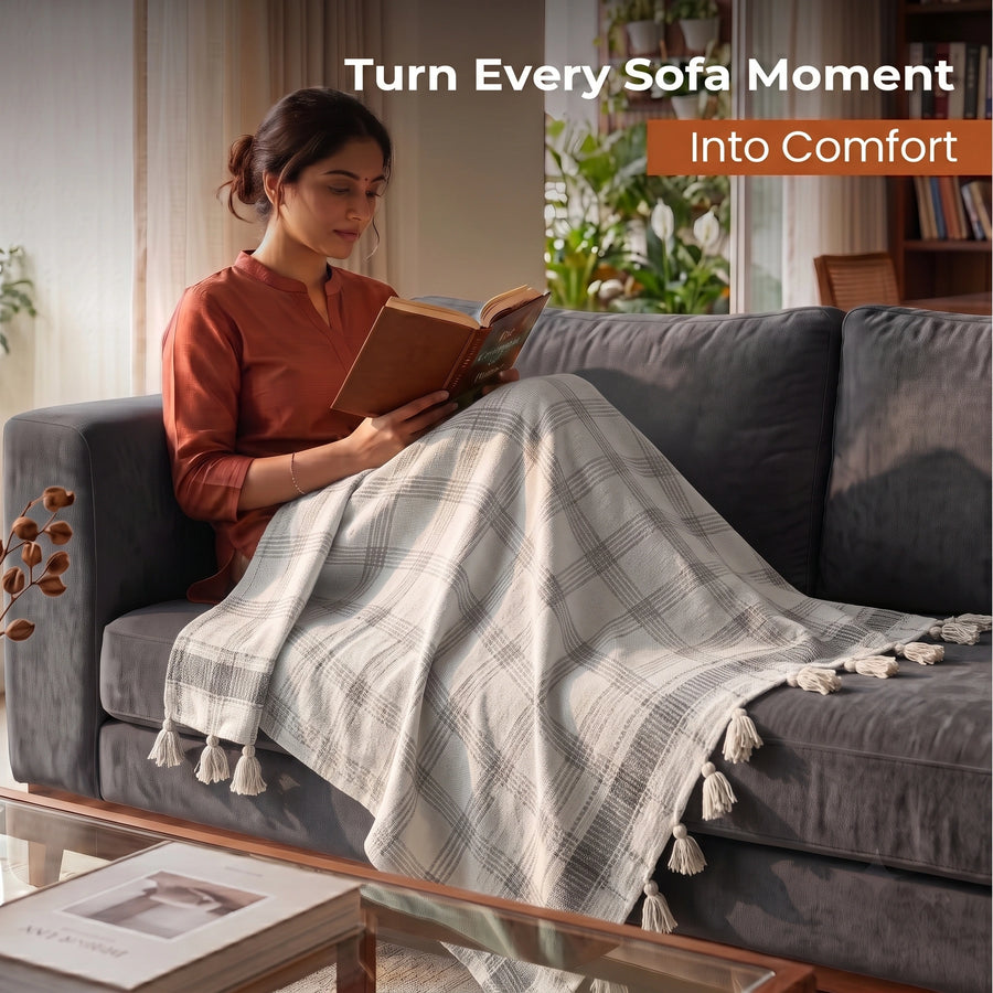 Elaris Grey Check Throw